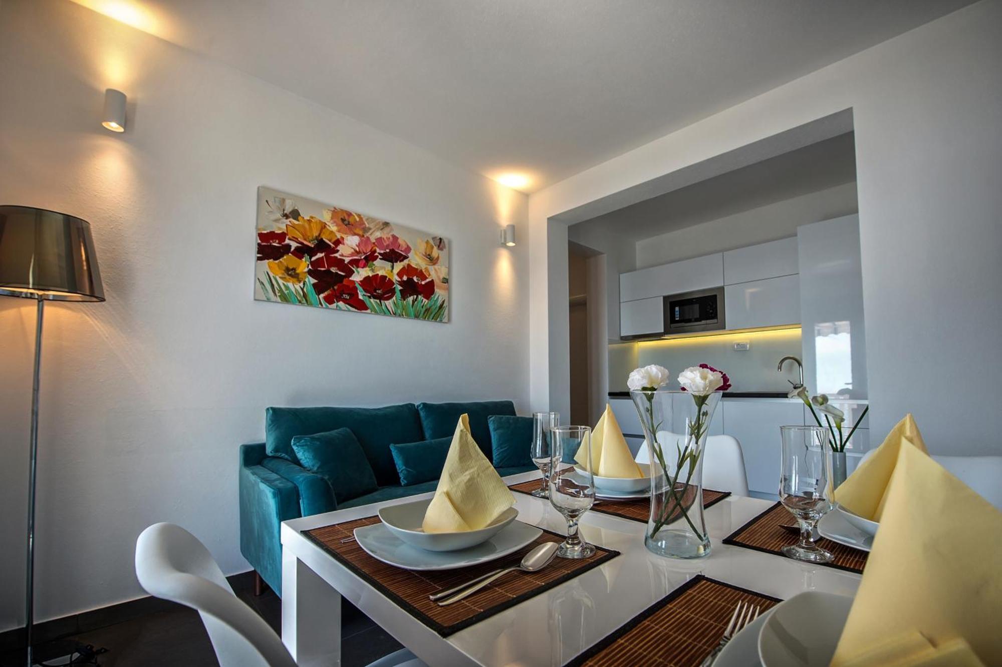 Seaside Apartments With A Swimming Pool Zecevo Rtic, Rogoznica - 8366 Room photo